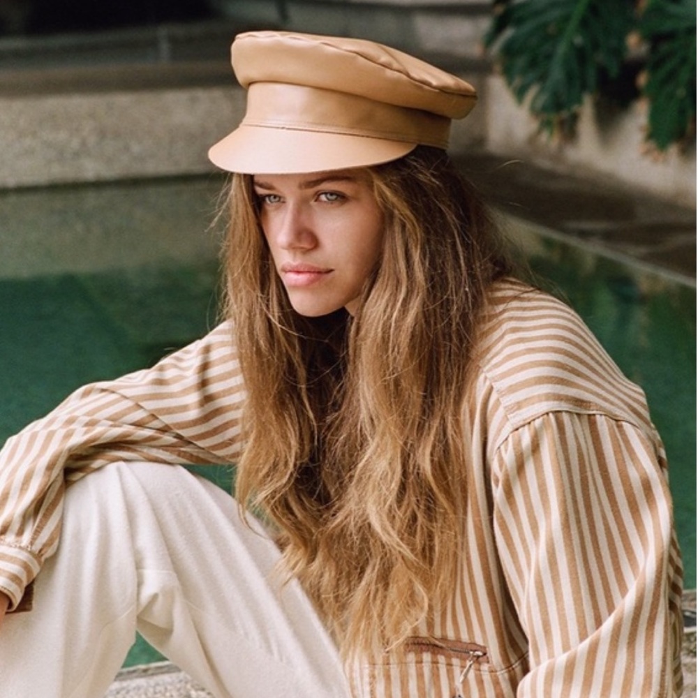 Brown Leather Biker Cap lack of Color